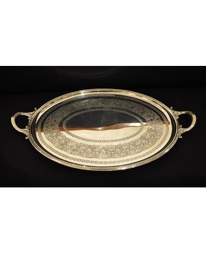 Oval tray in silver plate     