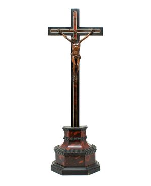 Crocifisso in legno di bosso del XVII secolo