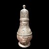 Spargizucchero in argento con motivi  animali,rocaille e medaglione con iniziali incise.Titolo 925.Punzone Sterling.Sigla :Howard & Co,1893. New York