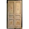 ptl574 - n. 2 porte laccate, epoca '700, misure diverse: una cm L 121 x H 237, l'altra cm L 116 x H 234