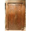 PTS308 - N. 2 porte simili in legno di castagno, complete di telaio, epoca '600, misure leggermente diverse