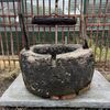 Pozzo in pietra rotondo