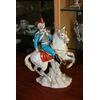 Scultura in porcellana Raffigurante Napoleone Bonaparte a cavallo XX secolo