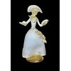 Figura di dama in vetro su base circolare con lattimo e foglia oro.A.Ve.M. Murano.