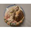 Antica placca  in maiolica Sacra Famiglia Sesto Fiorentino anni 40 rifiniture oro. Diametro 24