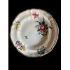 Piatto in maiolica a tesa lobata con decoro alla ‘rosa’ al terzo fuoco.Manifattira Ferniani Faenza.
