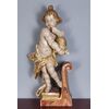 Scultura di legno "Putto degustando miele"