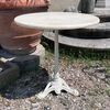 Tavolo in marmo e ghisa 