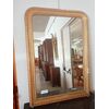 Specchiera in legno dorato con motivo a torchon