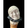 bastone con pomolo in avorio  e ebano raffigurante testa di figura grottesca.Canna in legno di bambu’.
