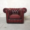 Poltrona chesterfield club inglese originale vintage in pelle rosso bordeaux anticato 