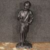 Japanese bronze sculpture pipe smoker from the 20th century