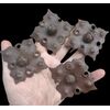 4 Grandi chiodi in ferro forgiato e sbalzato  XVIII secolo