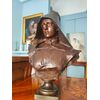 Bellissima, scultura in bronzo di Davide Calandra, intitolata  Fior di chiostro