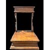 Inginocchiatoio in legno di noce.Periodo Luigi XIV.