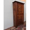 ARMADIO-CREDENZA STIPO DA DISPENSA IN NOCE A DUE PORTE EPOCA 700 FRANCIA  cm L 100xP36xH205 larghezza con cornice cm 115