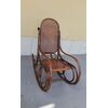 Dondolo Thonet 