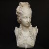Busto di nobildonna in marmo di Carrara