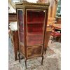 Vetrinetta francese stile Transizione con pitture Vernis-Martin del 1800