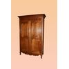Grande armadio francese stile provenzale di fine 1700 in legno di ciliegio 