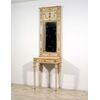 Consolle con specchiera neoclassica in legno intagliato, laccato e dorato, Napoli, primi anni del XIX secolo