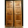 pts544  due ante in noce pannellate due misure. h cm239x135  /228 x 132 cm spes. 3,7