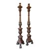 Due grandi torcieri in legno