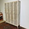 Antico armadio guardaroba in ferro 1930 Liberty industrial laccatura originale. Mis 190 x 138 x33