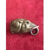 Scatolina portafiammiferi in ottone raffigurante testa di elefante.
