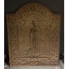 P167 - Piastra da camino centinata, raffigurante una donna, epoca '800, misure cm L 41 x H 45