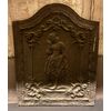 P213 - Piastra da camino con figura, misure cm L 40 x H 48