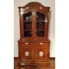 Vetrina credenza francese del 1800 con medaglioni in porcella di Sevres e cariatidi bronzi dorati 