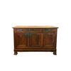 Credenza a tre sportelli in noce