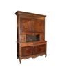 Grande Maestosa credenza di inizio 1800 stile Provenzale Francese in legno di noce con intagli