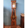 Orologio a pendolo laccato dell'Ottocento
