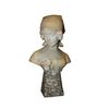 Mezzobusto francese in marmo Raffigurante Dama con Copricapo