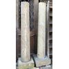 DARS680 - Coppia di colonne in pietra, epoca '600, mis. cm L 48/50 x H 196/200