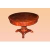 Tavolo circolare fisso con cassetti Stile Biedermeier Nord Europa del 1800 in mogano con intarsio