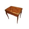 Tavolino da gioco francese stile Luigi XV riccamente intarsiato della seconda metà del 1800