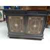 Credenza ebanizzata e intarsiata con materiali pregiati Napoleone III Francia