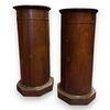 ARM251 - Pair of walnut cylinder bedside tables, 19th century, dimensions diameter cm 40 x H 90