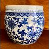 ANTIQUE CHINESE PORCELAIN CACHEPOT