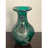 Vasetto in vetro verde iridato con manico stile archeologico.Manifattura Salviati.Murano