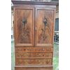 Chest of drawers with riser