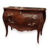 ARM256 - Serpentine chest of drawers veneered in walnut, 18th century, dimensions cm L 121 x D 55 x H 92