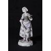 Manifattura Meissen, 1815 circa, Figura femminile / damigella, porcellana policroma