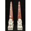 Bellissima coppia di Obelischi in marmo rosso Francia con base in Carrara - H 64 cm - Venezia