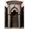 dars377 - portale neogotico in pietra granitica rosa, cm l 187 x h 348  