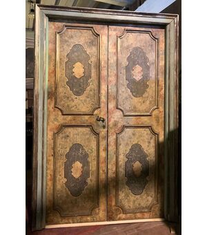 PTL636 - Porta laccata e dipinta, epoca '700, cm L 187 x H 277