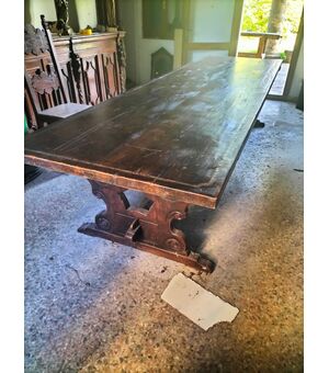 Bellissimo tavolo in noce - 360 x 106 cm